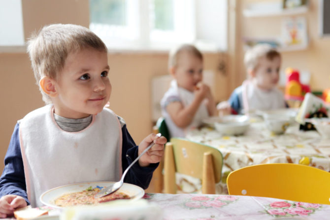 С этого года в Соликамском округе увеличилась родительская плата за питание дошкольников